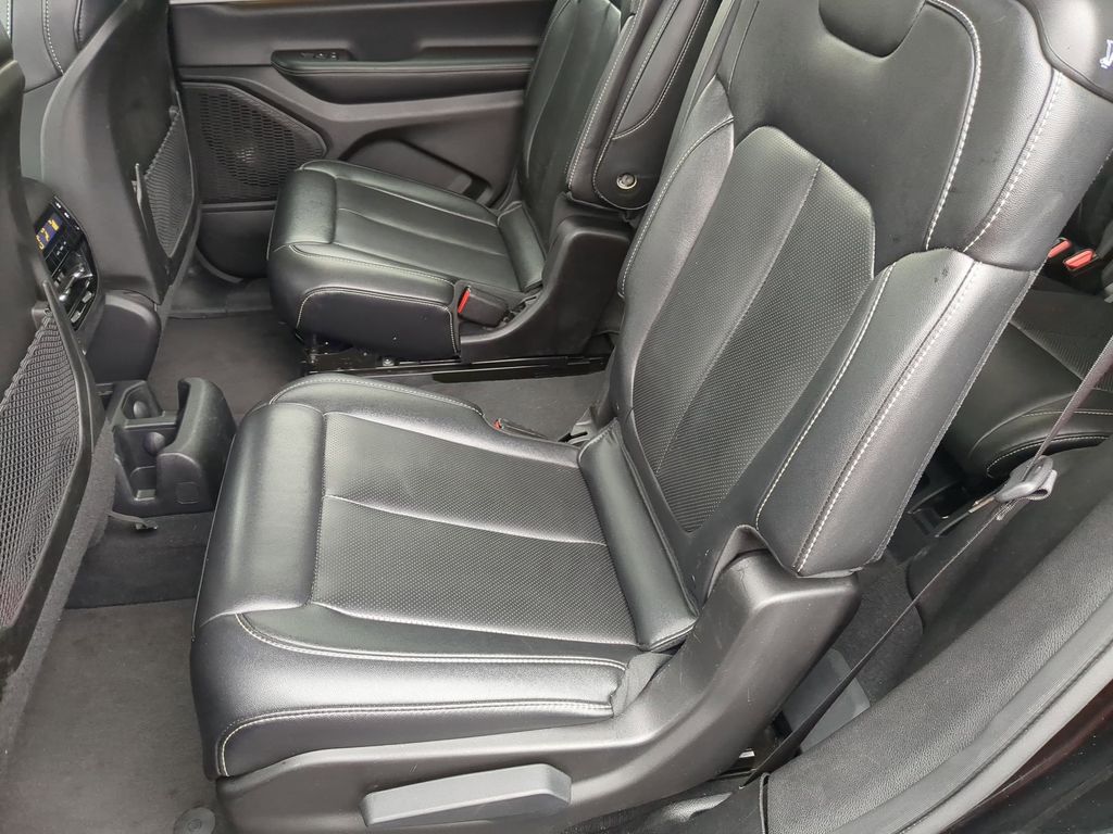 Thumbnail: 2024 Jeep Grand Cherokee L - 28