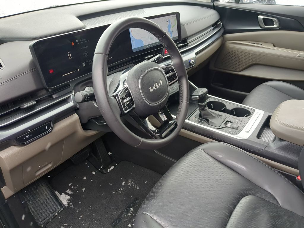 Thumbnail: 2025 Kia Carnival - 15