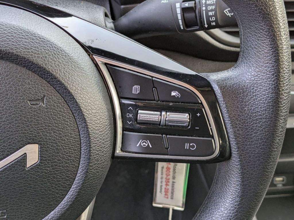 Thumbnail: 2024 Kia Forte - 19