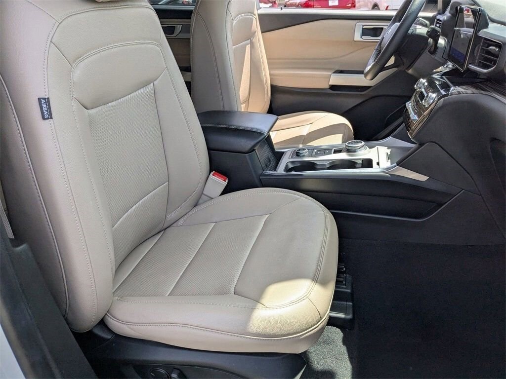 Thumbnail: 2023 Ford Explorer - 41