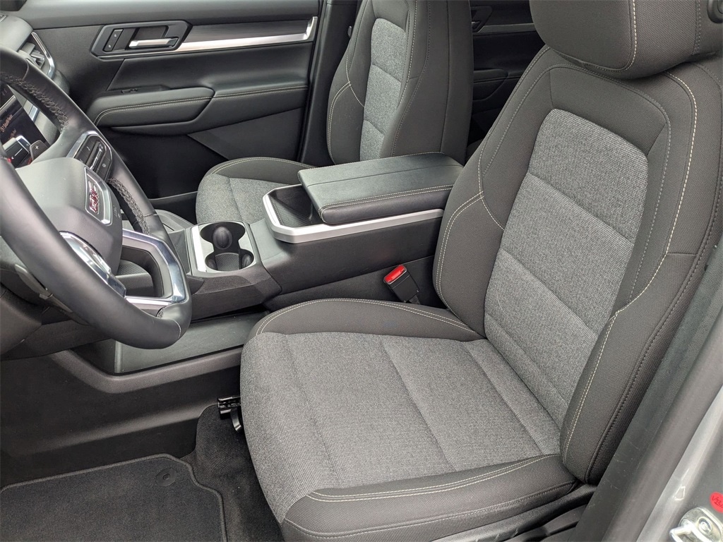 Thumbnail: 2025 GMC Terrain - 17