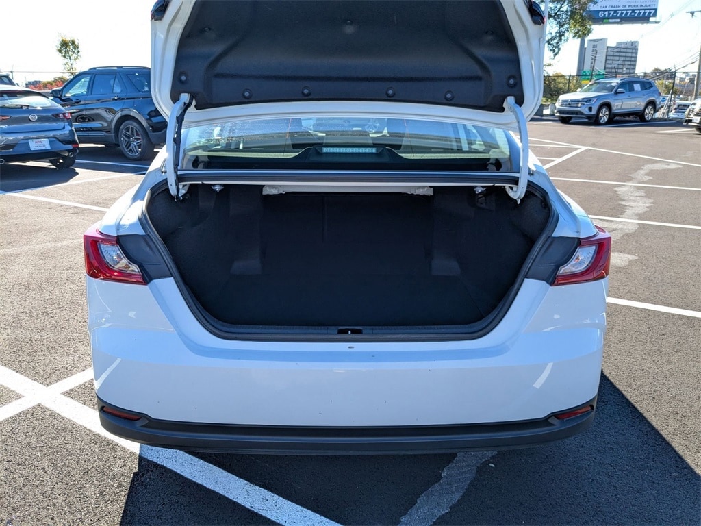 Thumbnail: 2025 Toyota Camry - 33