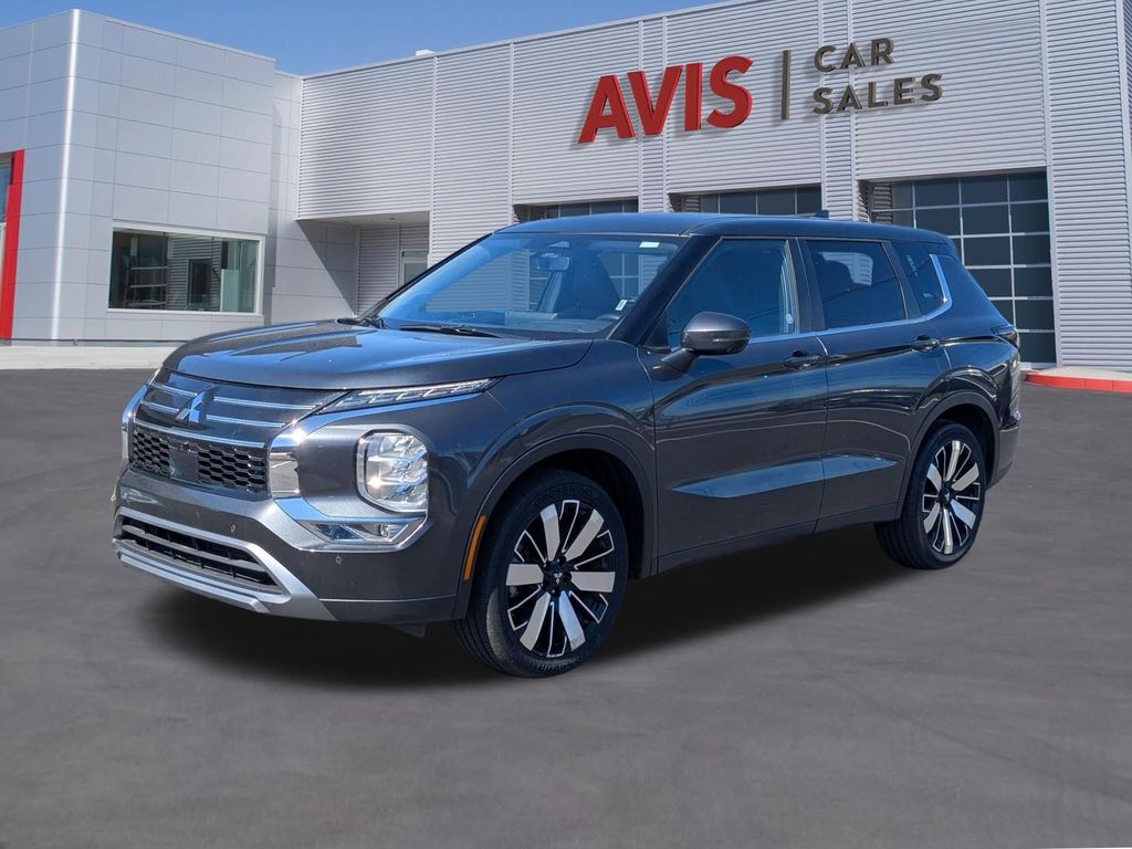 Thumbnail: 2025 Mitsubishi Outlander - 1