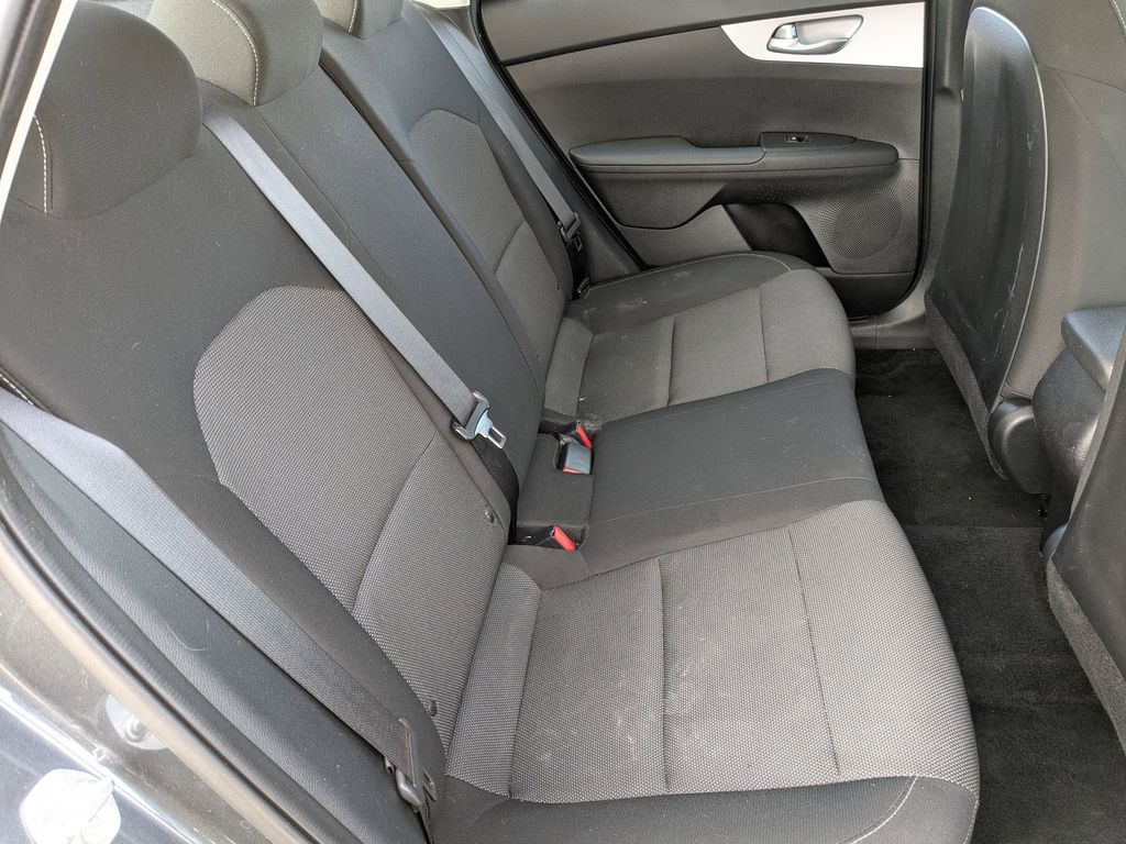 Thumbnail: 2024 Kia Forte - 32