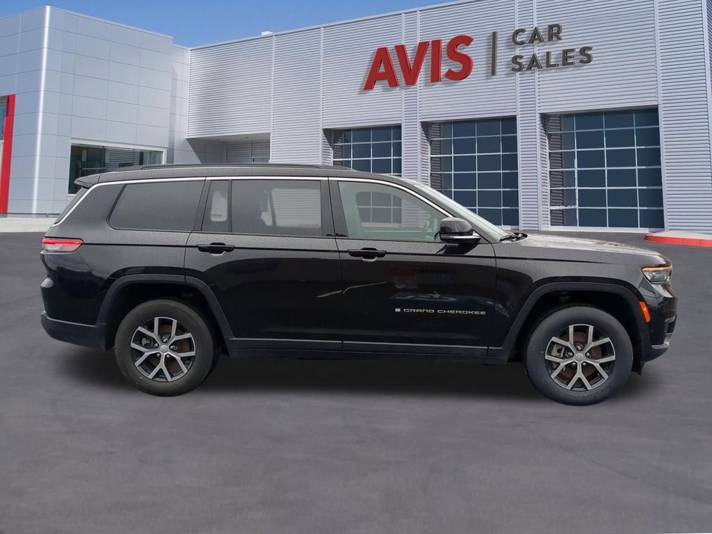 Thumbnail: 2024 Jeep Grand Cherokee L - 5
