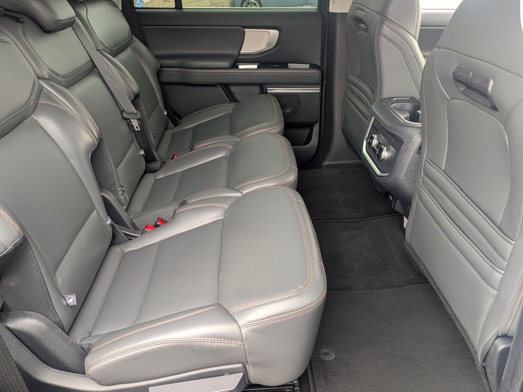 Thumbnail: 2025 Ford Expedition - 47