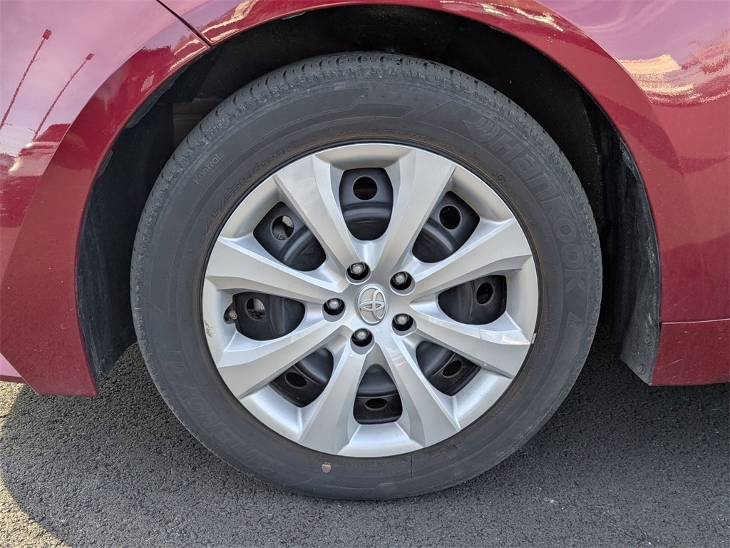 Thumbnail: 2024 Toyota Corolla - 11