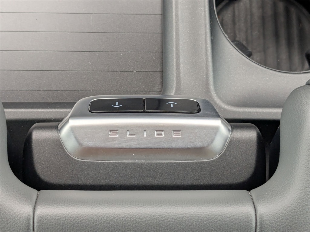 Thumbnail: 2025 Ford Expedition MAX - 34