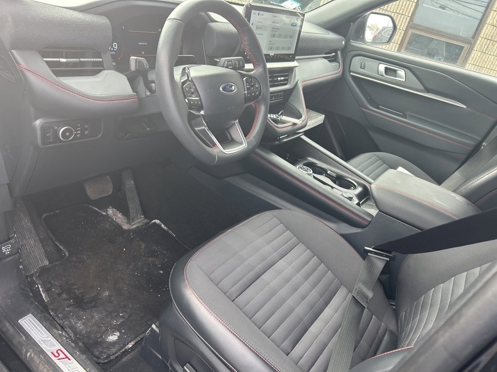 Thumbnail: 2025 Ford Explorer - 5