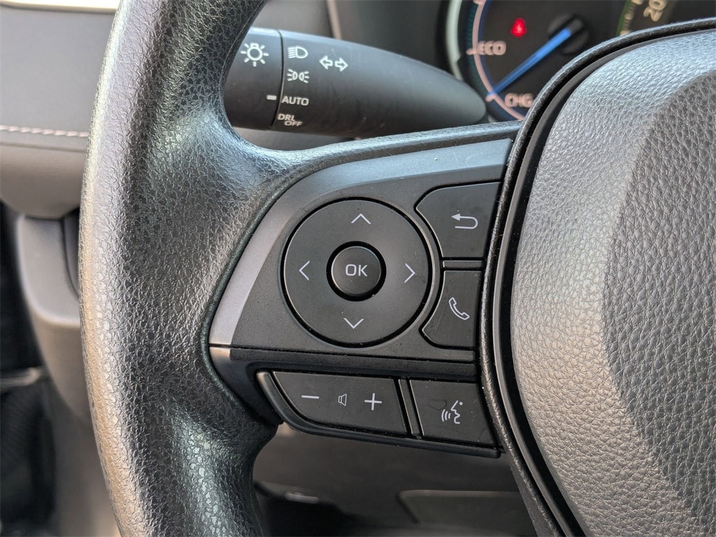 Thumbnail: 2025 Toyota RAV4 - 16