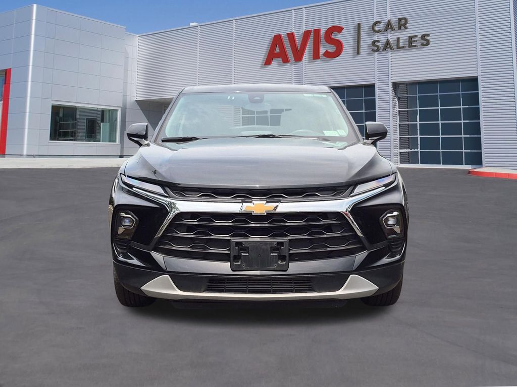 Thumbnail: 2025 Chevrolet Blazer - 2