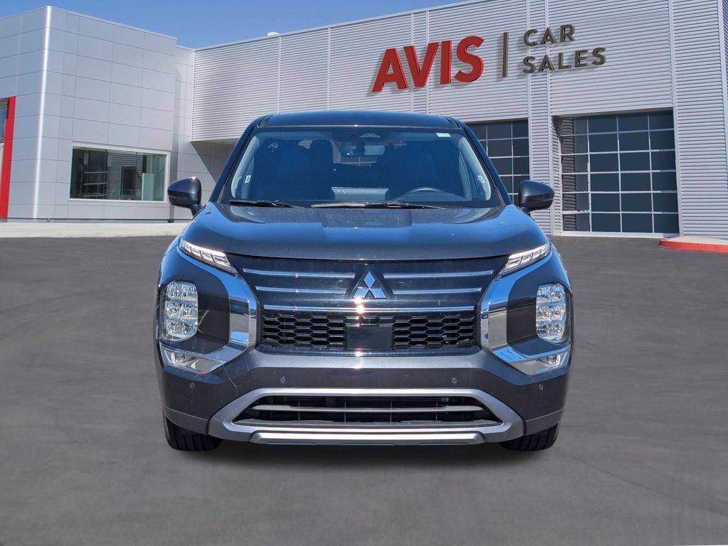 Thumbnail: 2025 Mitsubishi Outlander - 2