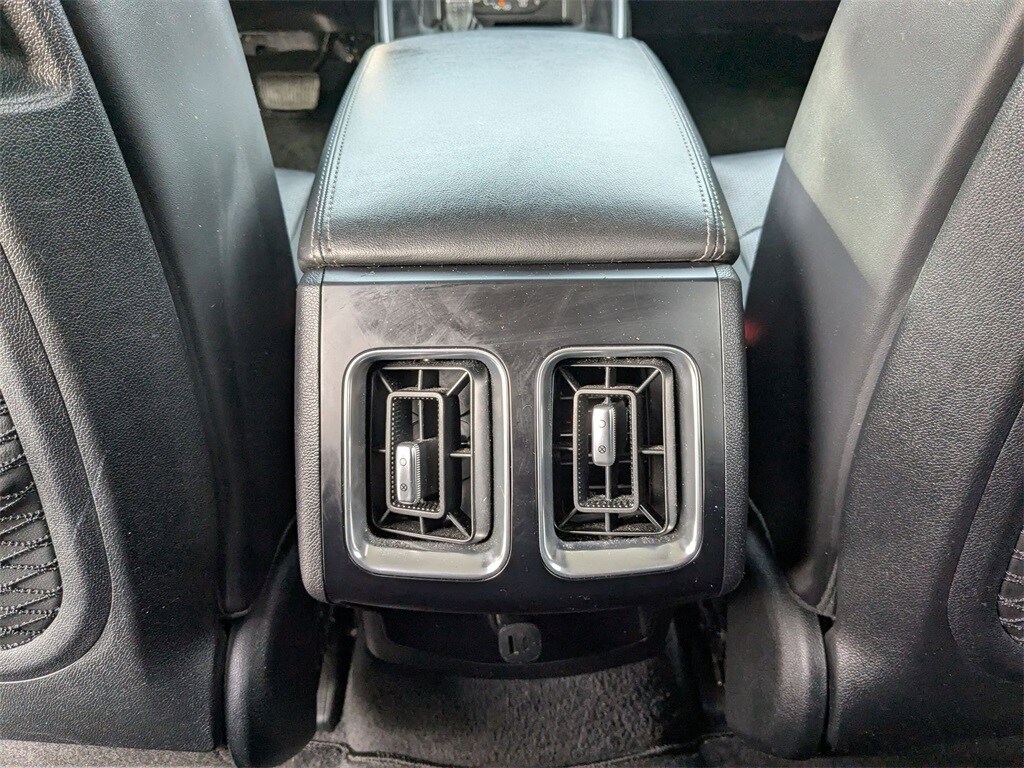 Thumbnail: 2024 Kia Sorento - 31