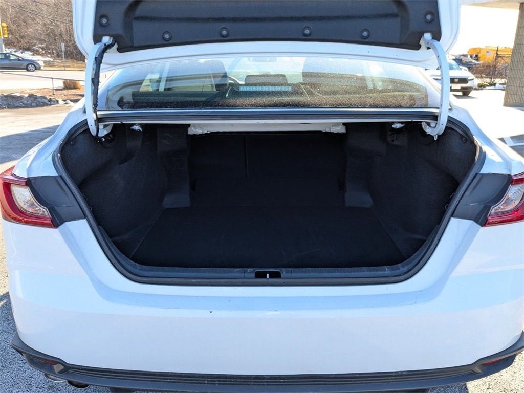 Thumbnail: 2025 Toyota Camry - 33