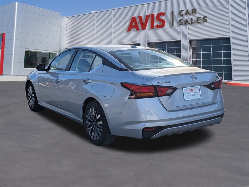 Thumbnail: 2024 Nissan Altima - 3