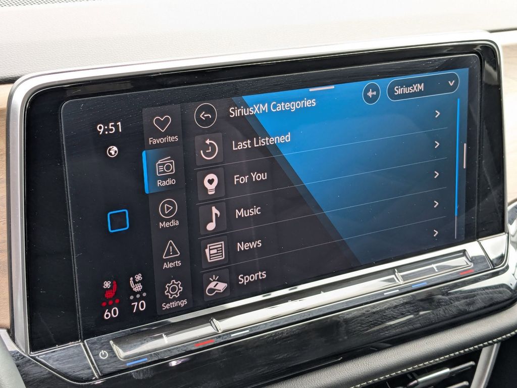 Thumbnail: 2025 Volkswagen Atlas - 21