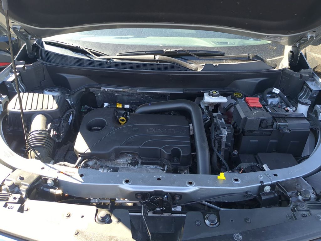 Thumbnail: 2025 Chevrolet Equinox - 32