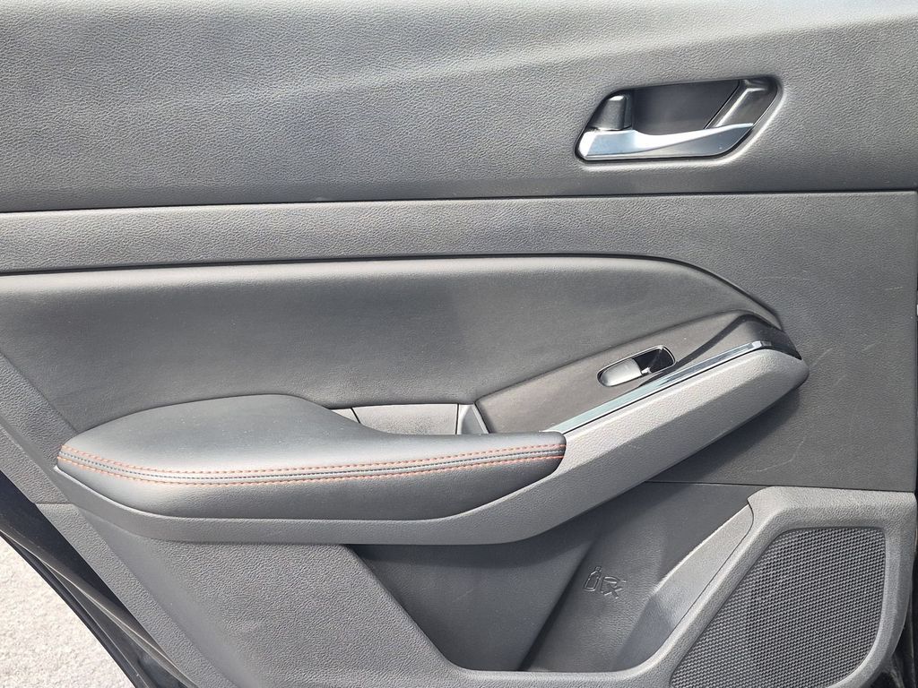 2025 Nissan Altima SR - Photo 26