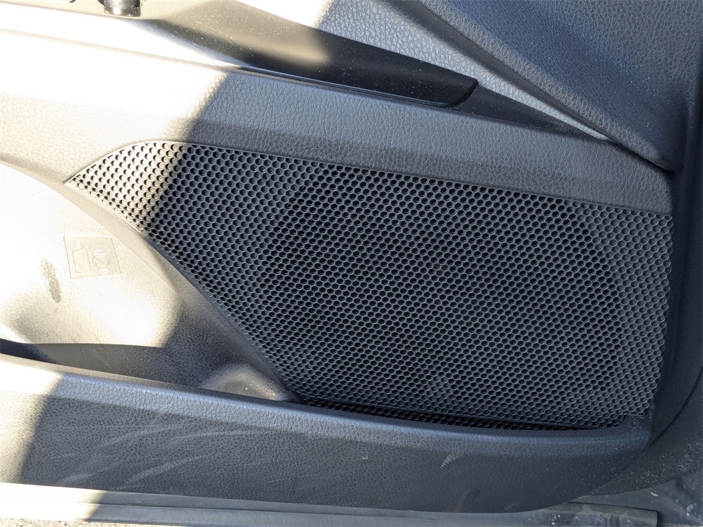 Thumbnail: 2025 Toyota Camry - 15