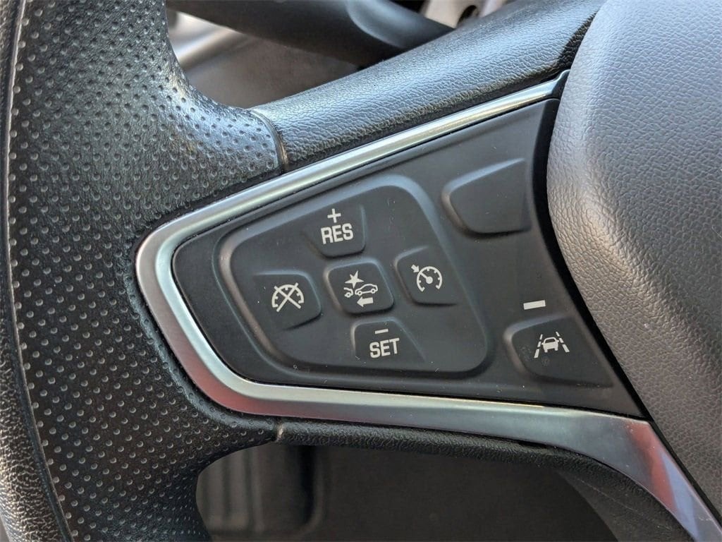 Thumbnail: 2023 Chevrolet Malibu - 22