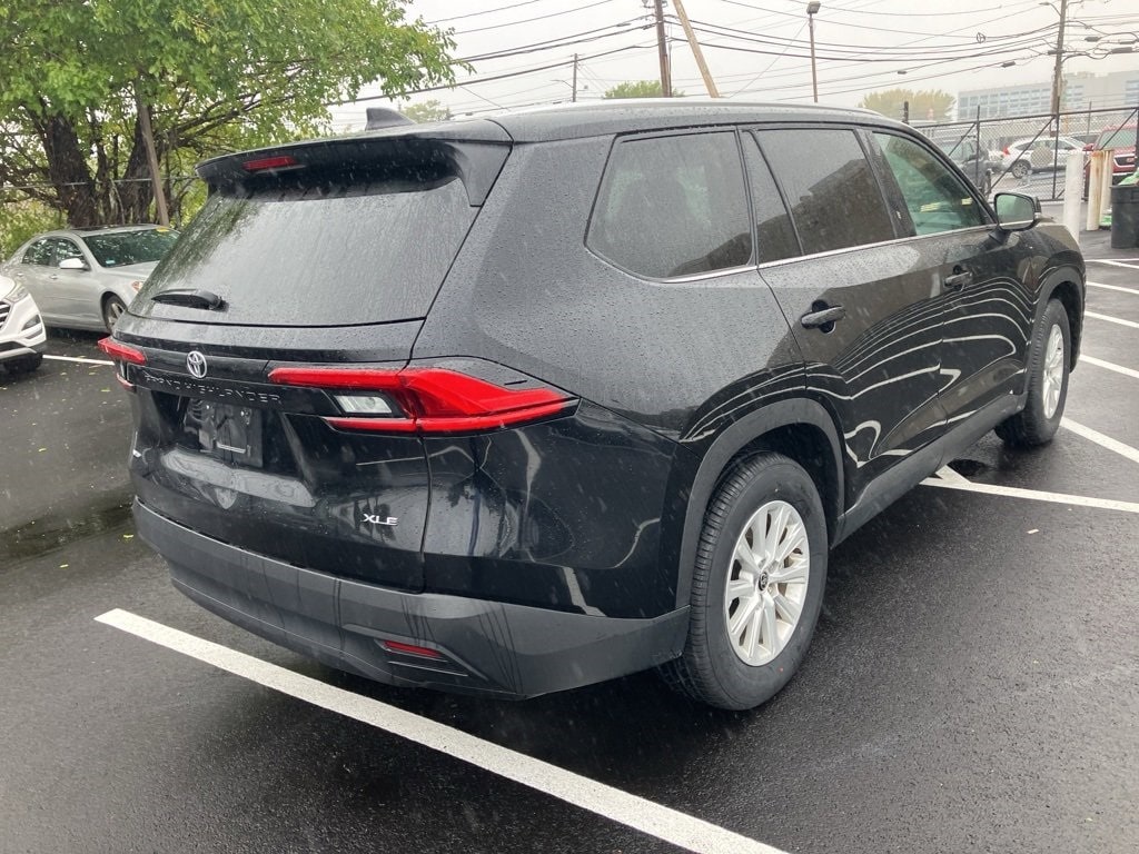Thumbnail: 2024 Toyota Grand Highlander - 3
