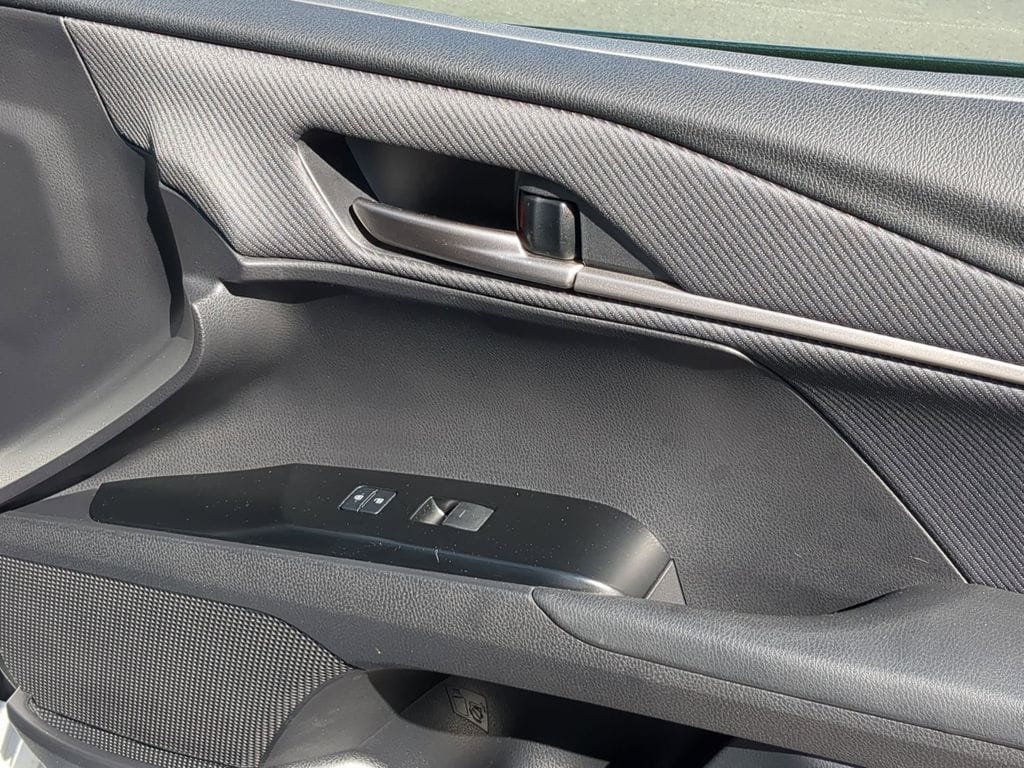 Thumbnail: 2025 Toyota Camry - 36