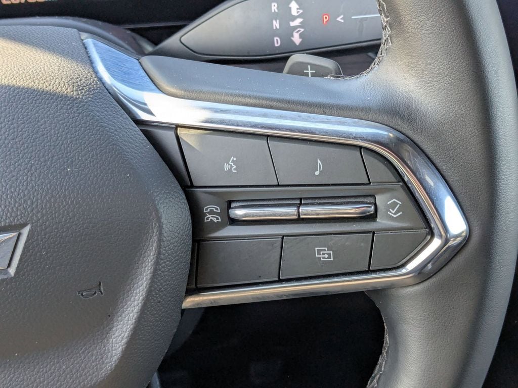 Thumbnail: 2025 Chevrolet Suburban - 20