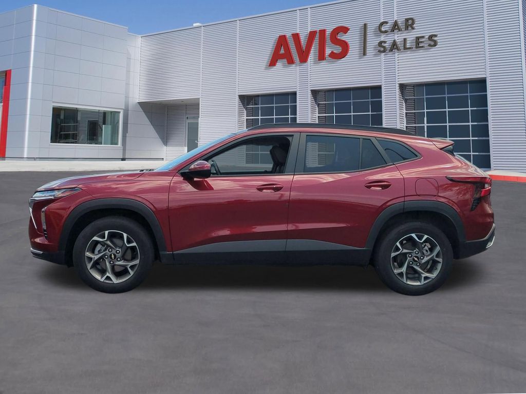 Thumbnail: 2025 Chevrolet Trax - 11