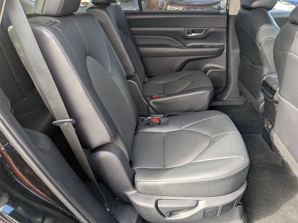 Thumbnail: 2024 Toyota Grand Highlander - 33