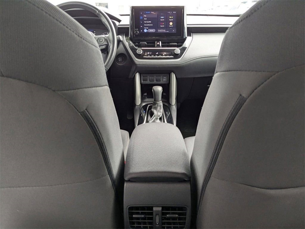 Thumbnail: 2024 Toyota Corolla Cross - 33