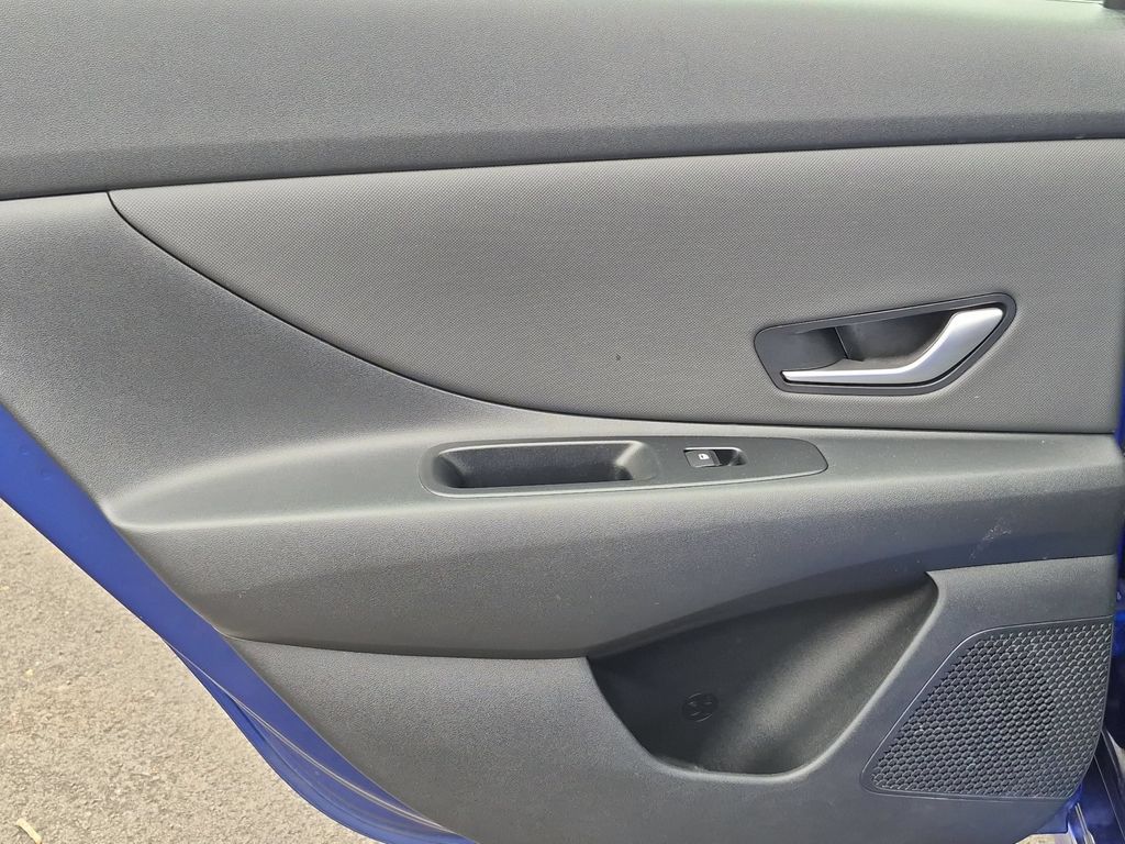 Thumbnail: 2025 Hyundai Elantra - 27