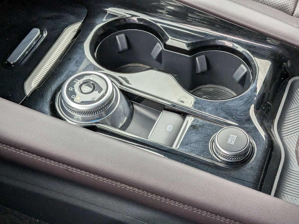 Thumbnail: 2025 Ford Explorer - 24