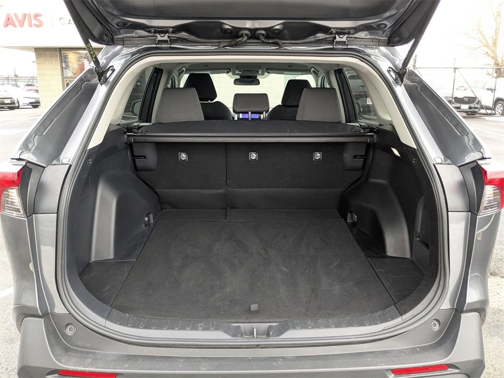 Thumbnail: 2025 Toyota RAV4 - 33