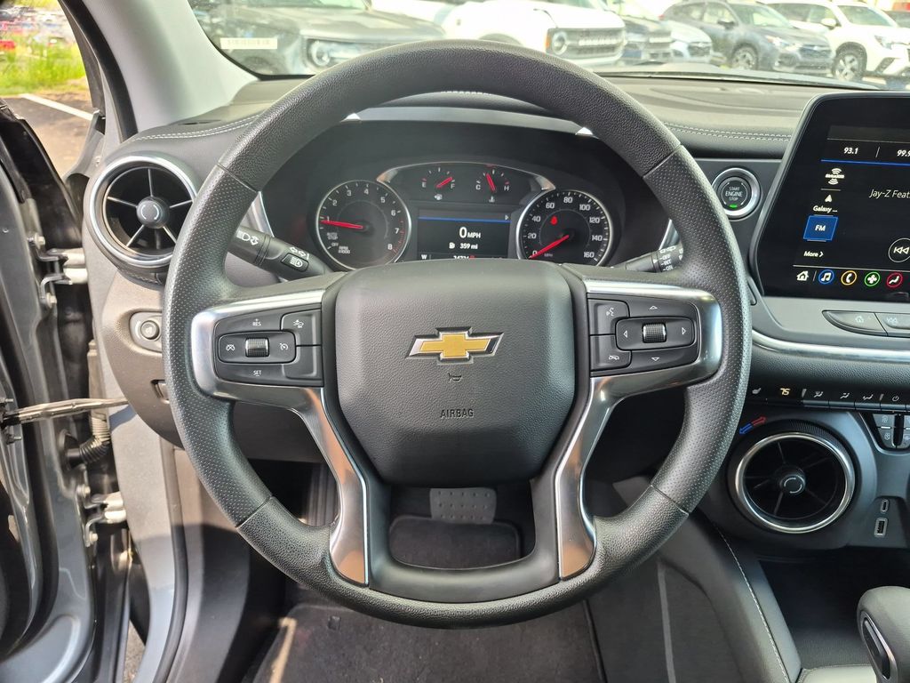 Thumbnail: 2025 Chevrolet Blazer - 23