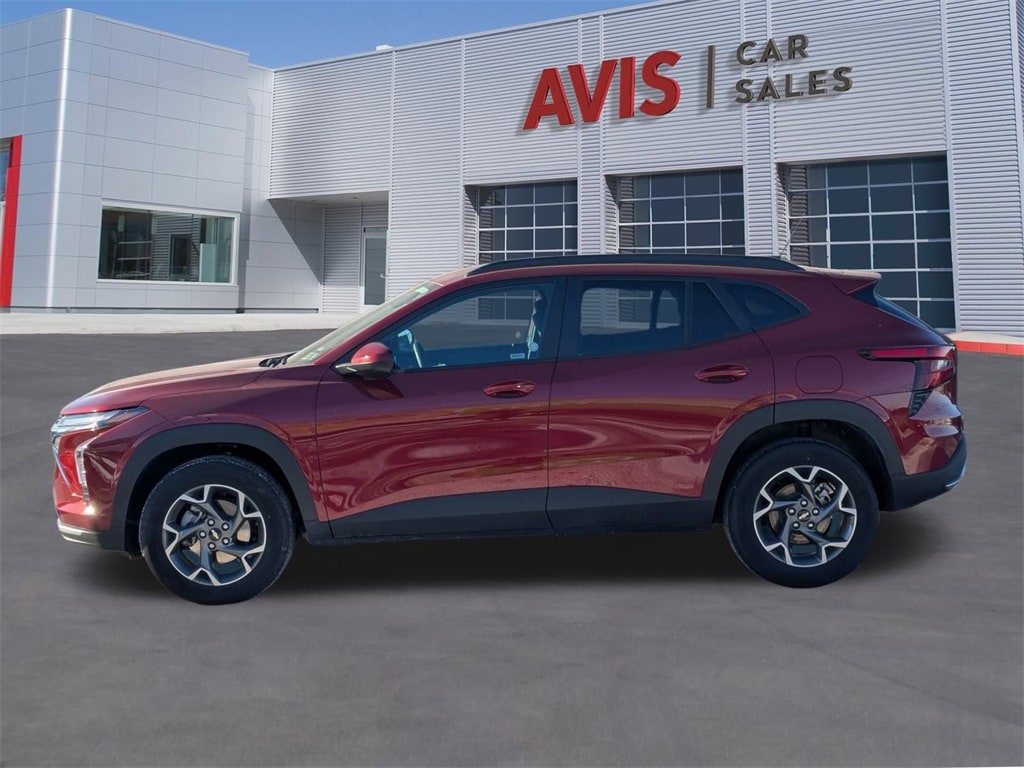 Certified 2025 Chevrolet Trax LT SUV