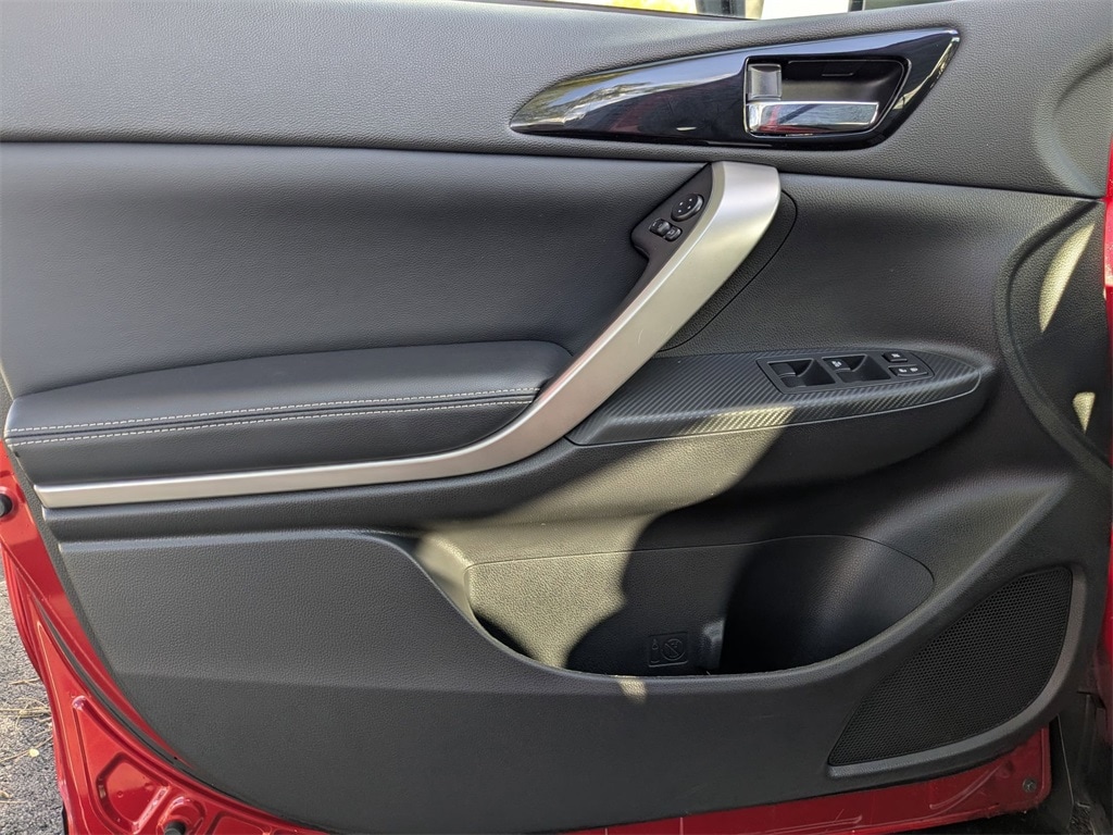 Thumbnail: 2025 Mitsubishi Eclipse Cross - 13