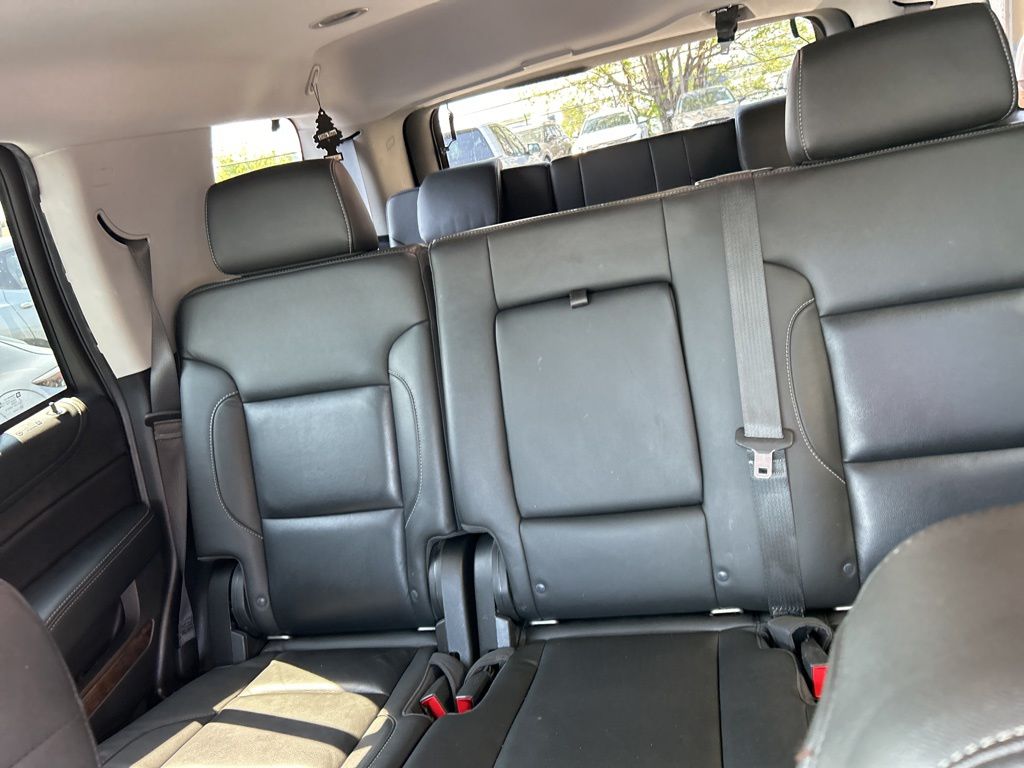 Thumbnail: 2019 Chevrolet Tahoe - 9