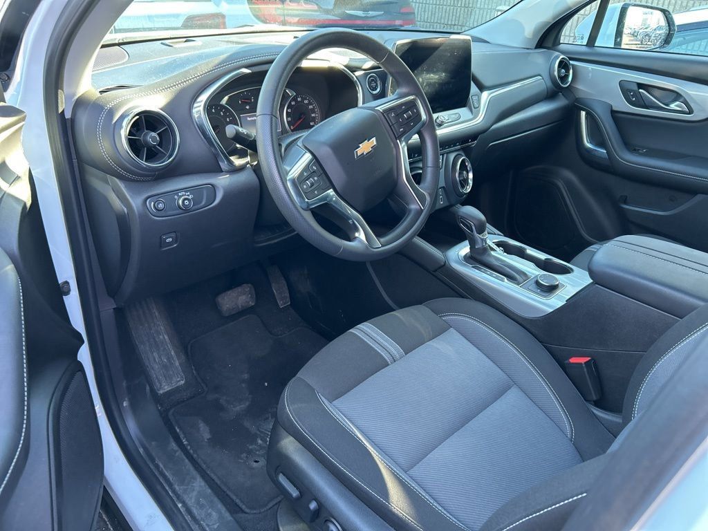 Thumbnail: 2025 Chevrolet Blazer - 5