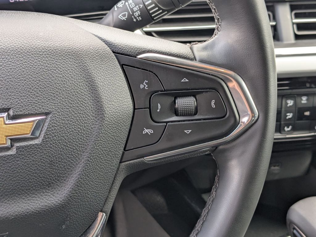 Thumbnail: 2025 Chevrolet Trax - 18