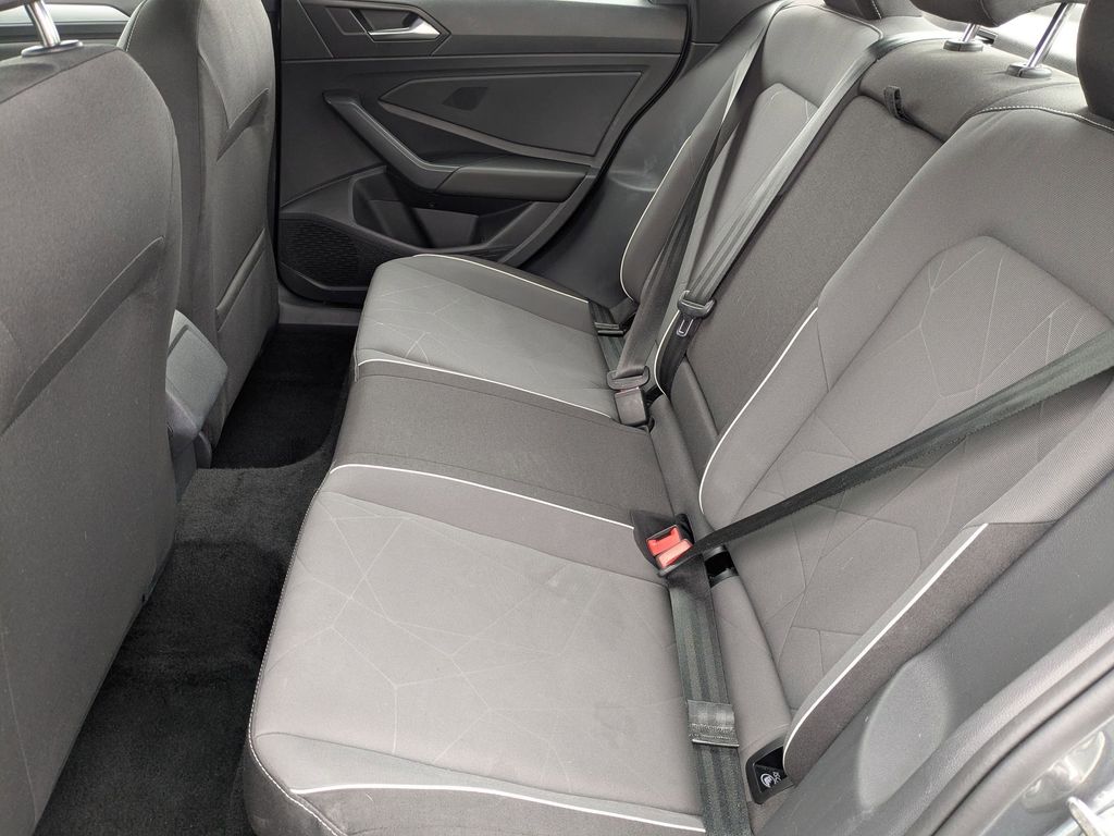 Thumbnail: 2025 Volkswagen Jetta - 27