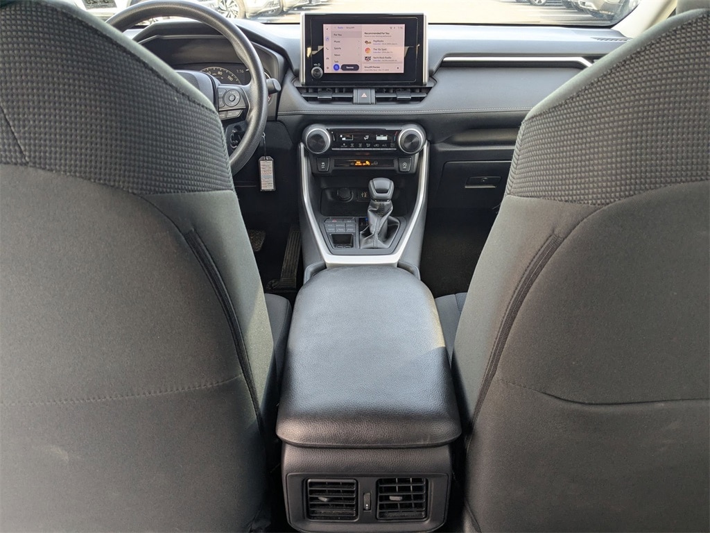 Thumbnail: 2024 Toyota RAV4 - 30