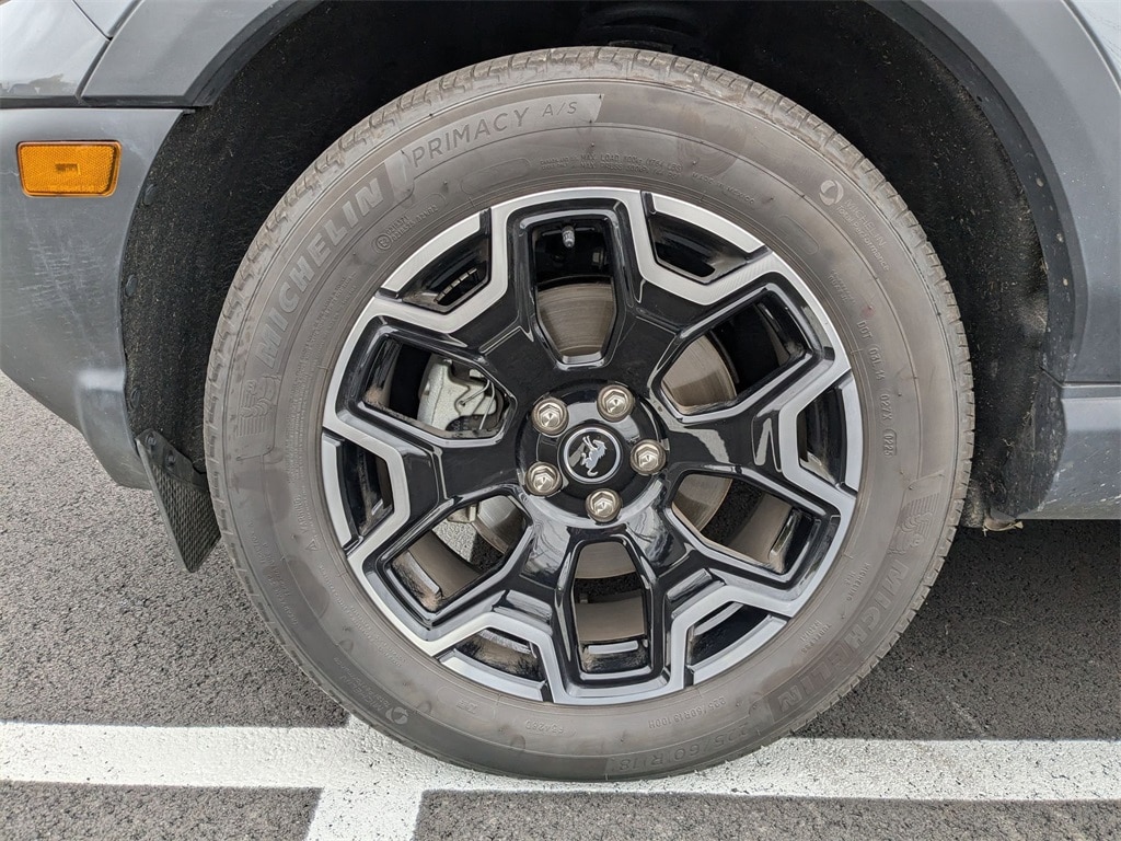 Thumbnail: 2025 Ford Bronco Sport - 11