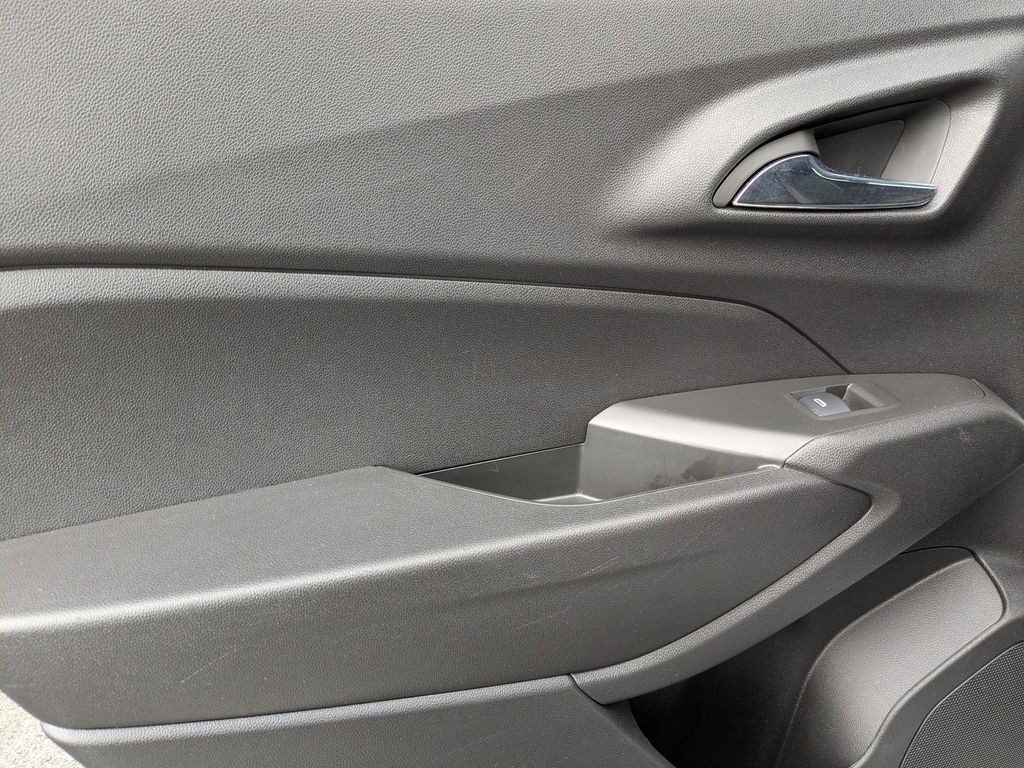 Thumbnail: 2025 Chevrolet Trax - 24