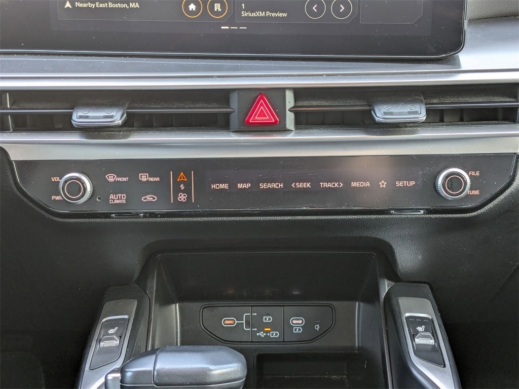 Thumbnail: 2024 Kia Sorento - 25