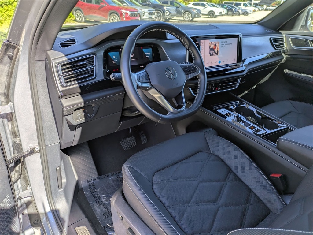 Thumbnail: 2025 Volkswagen Atlas - 14