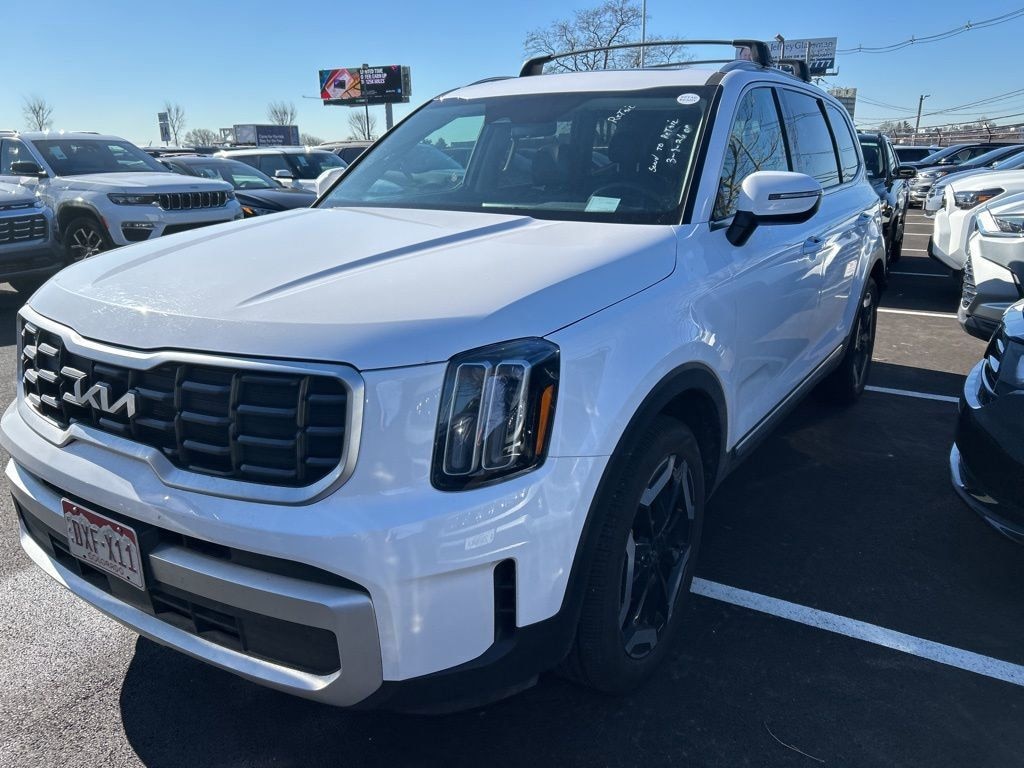 Certified 2025 Kia Telluride S SUV