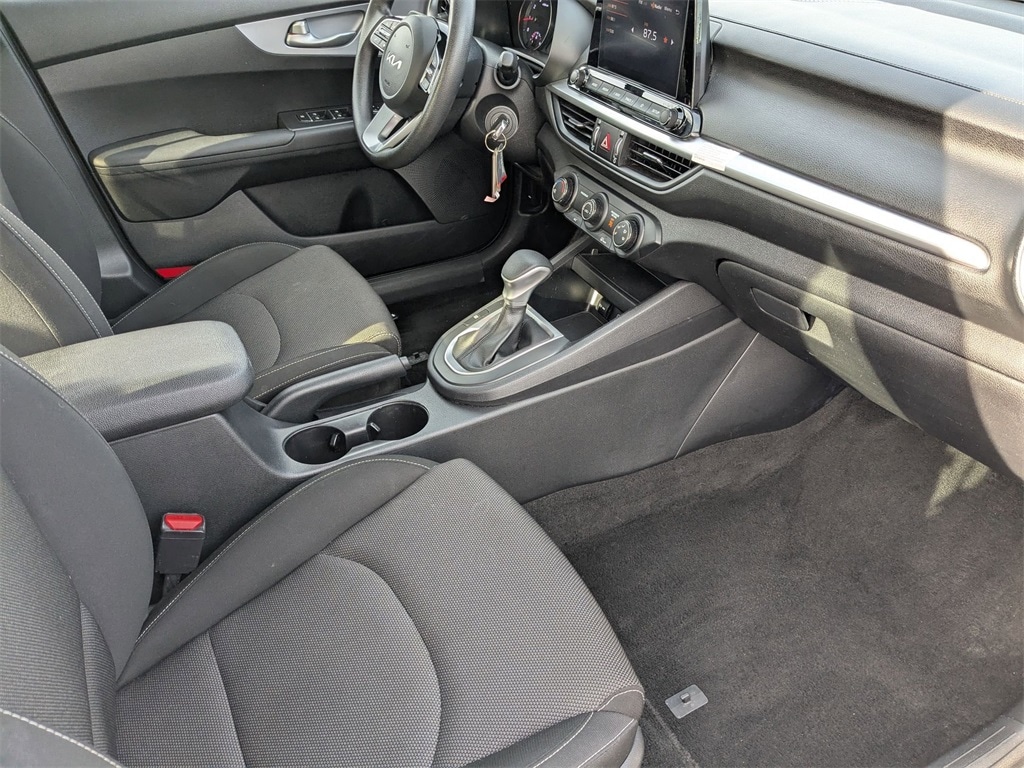 Thumbnail: 2024 Kia Forte - 35