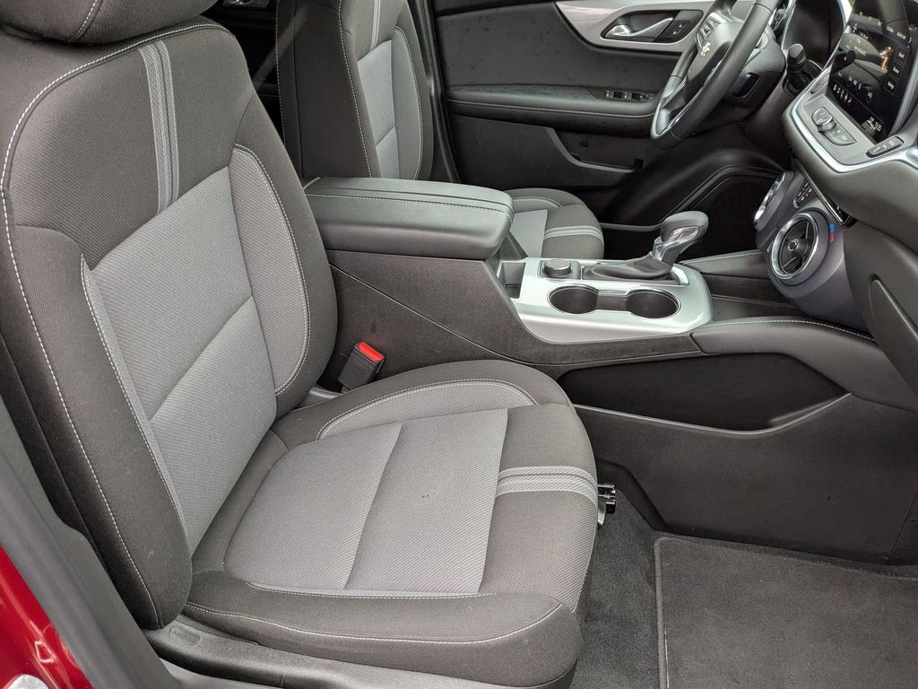 Thumbnail: 2025 Chevrolet Blazer - 34