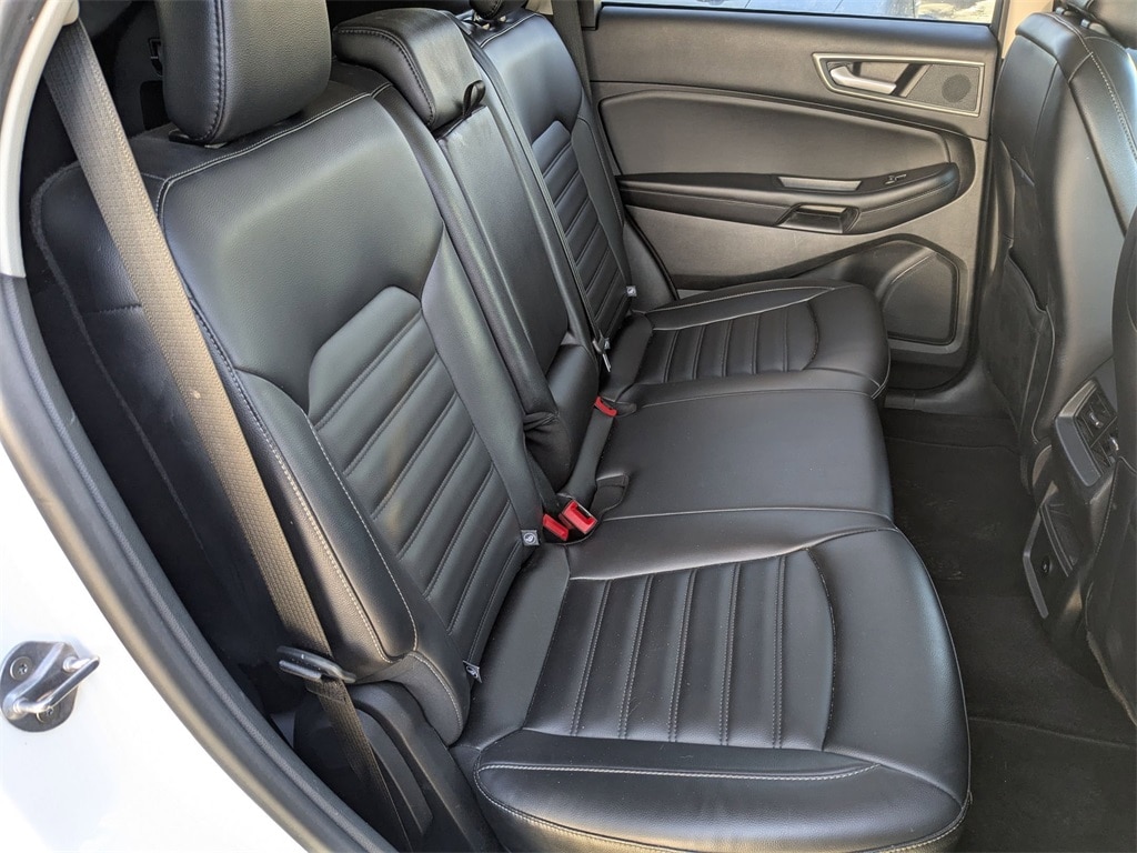 Thumbnail: 2024 Ford Edge - 32