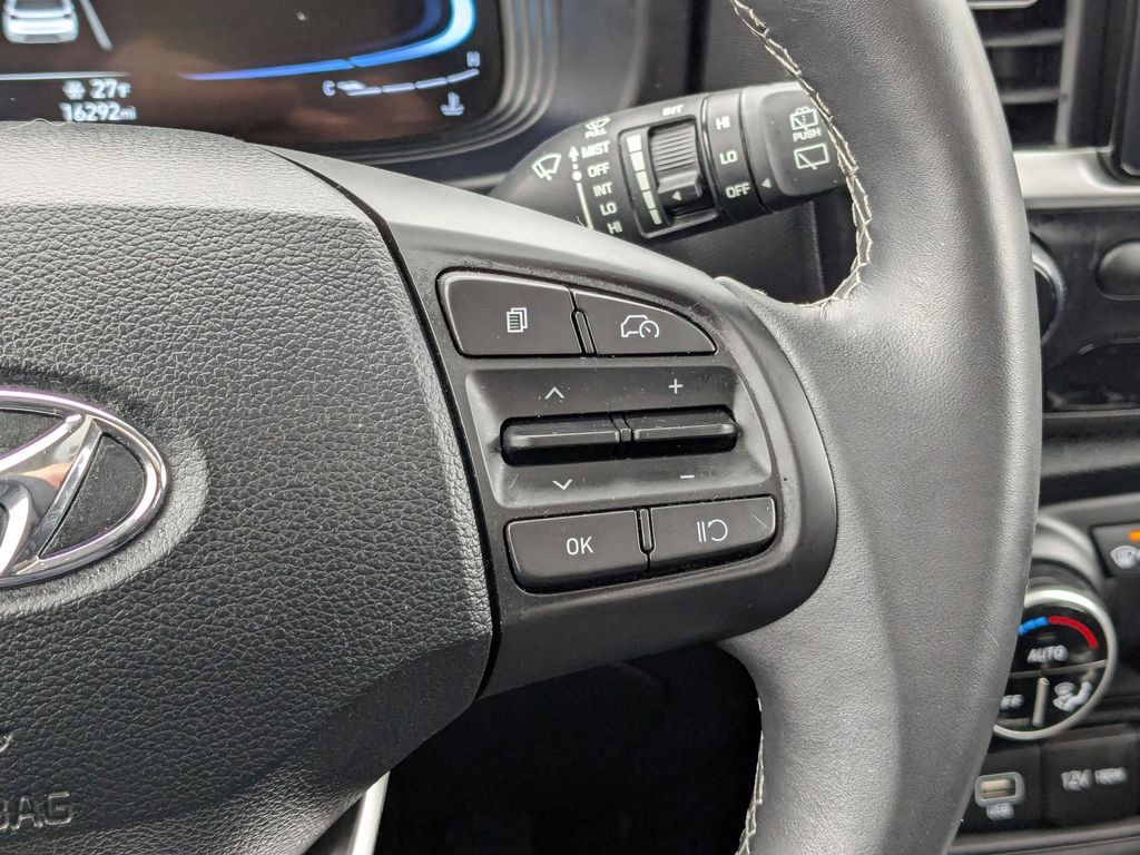 Thumbnail: 2025 Hyundai Venue - 18